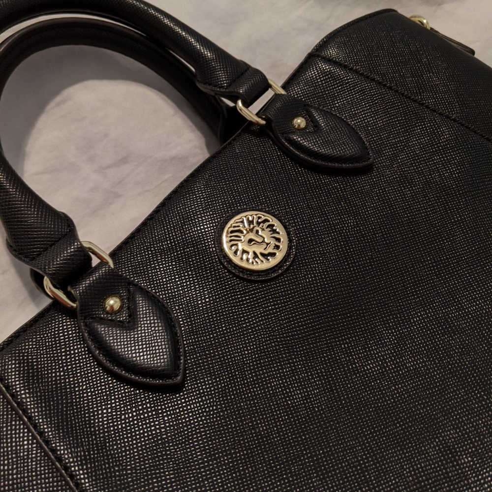 Black Anne Klein bag 🖤